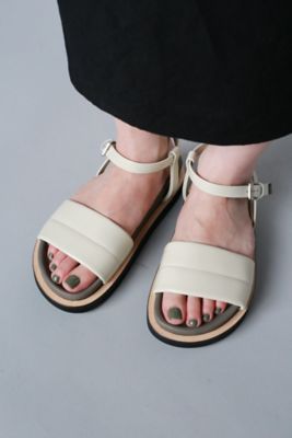 サンダル　ｖｏｌｕｍｅ　ｓａｎｄａｌｓ